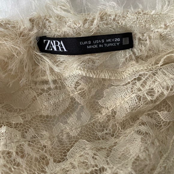 Zara - feather top - Picture 4 of 5